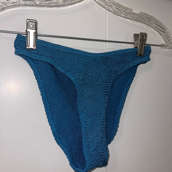 Bond-eye bikini - Picture 5 of 8